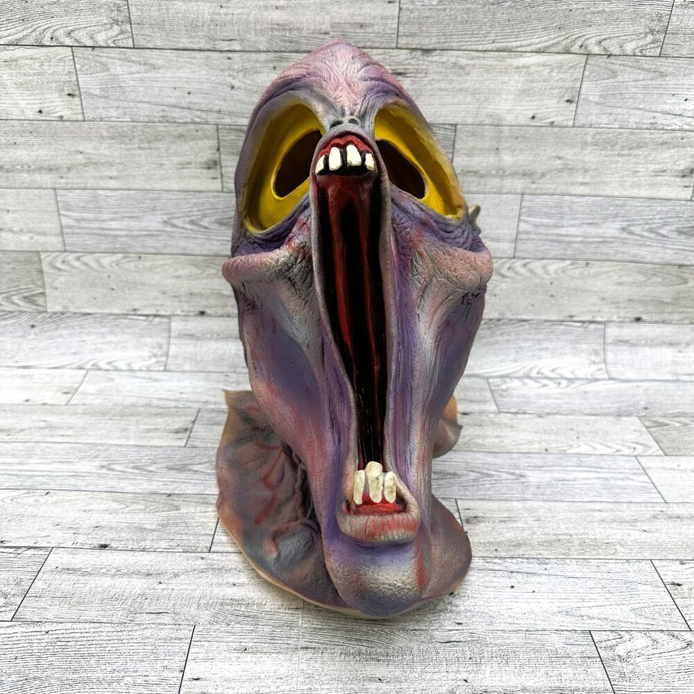 2000 The Paper Magic Group Adult Halloween Screaming Rubber Mask w/Teeth